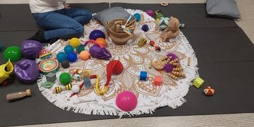 Janvier à Juin : Baby Yoga